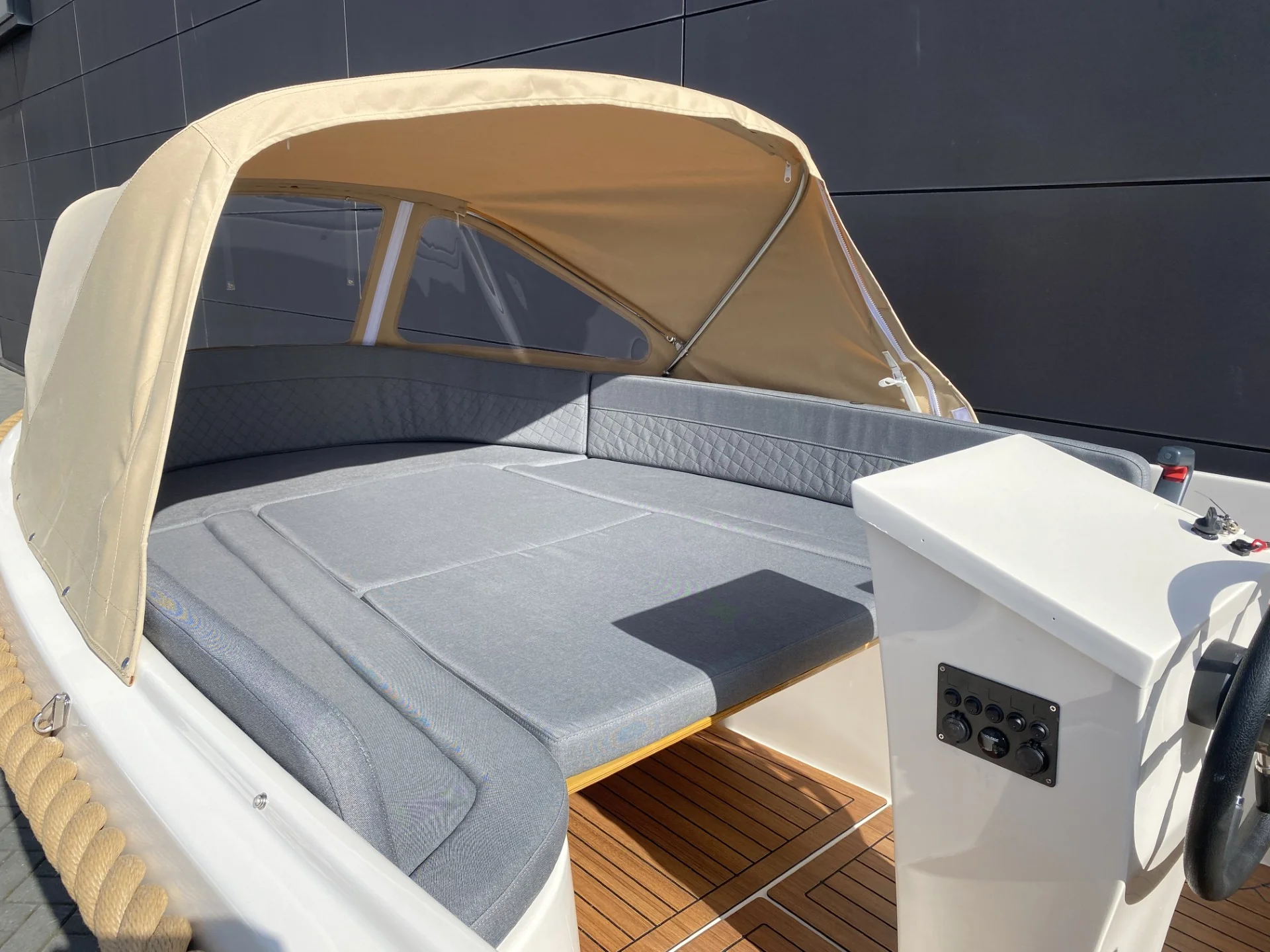Marinaut 590 Tendersloep 6 meter 8 personen - Image 31